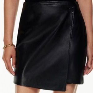 Babaton Vicinity Skirt size US6 excellent condition (Black)